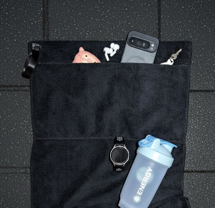 FlexTowel -Towel With Zipper